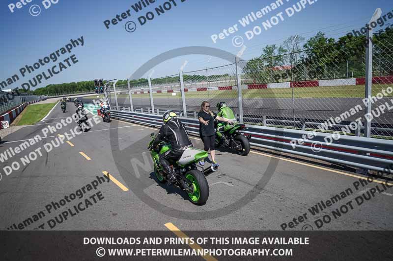 donington no limits trackday;donington park photographs;donington trackday photographs;no limits trackdays;peter wileman photography;trackday digital images;trackday photos
